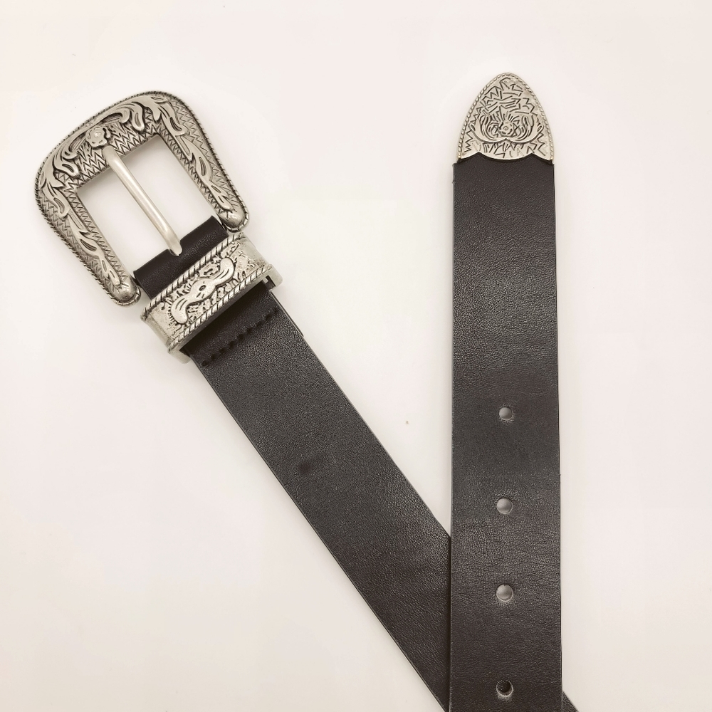Woman belt
